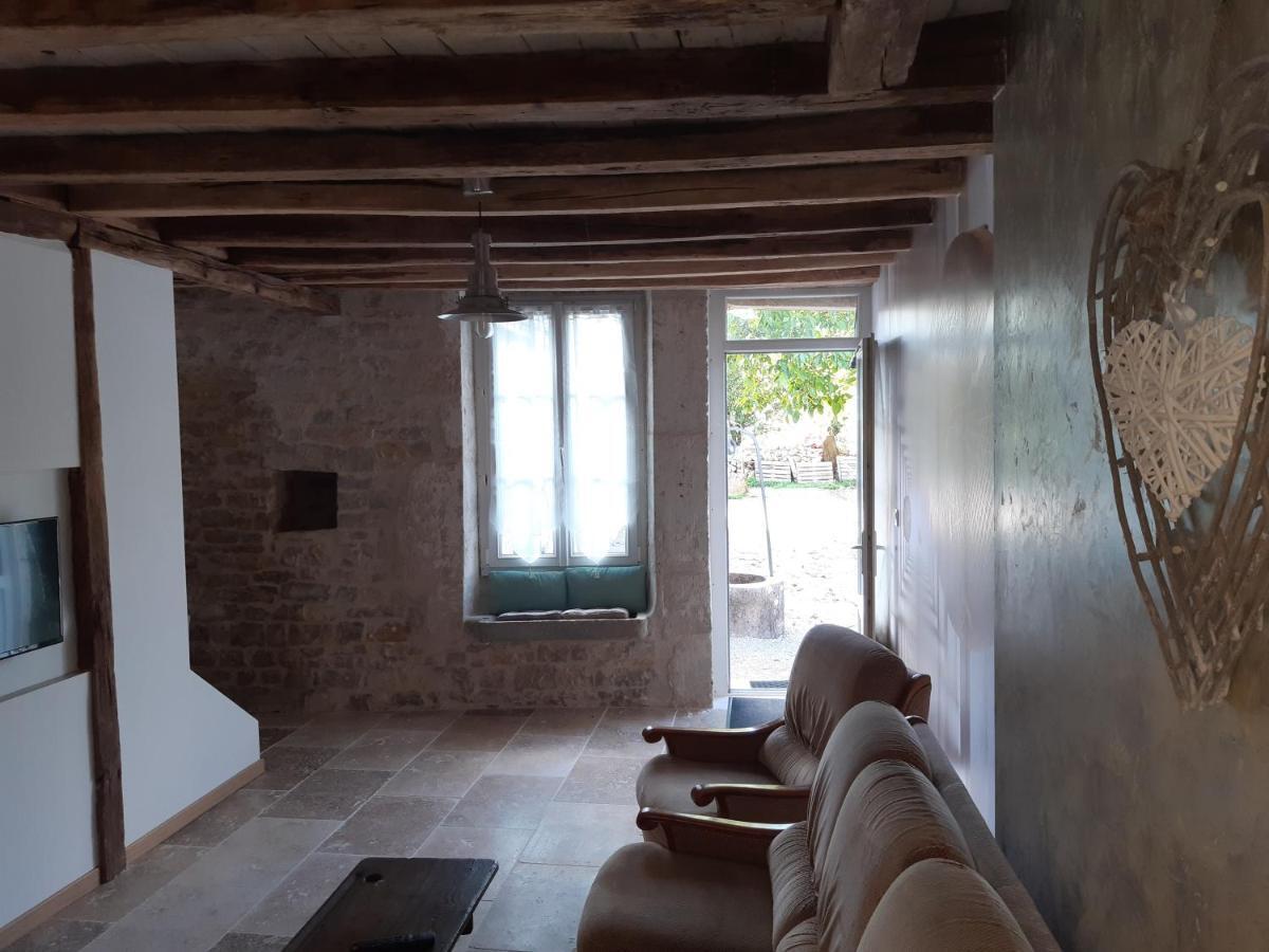 Au Vieux Puit Vila Polisy Exterior foto