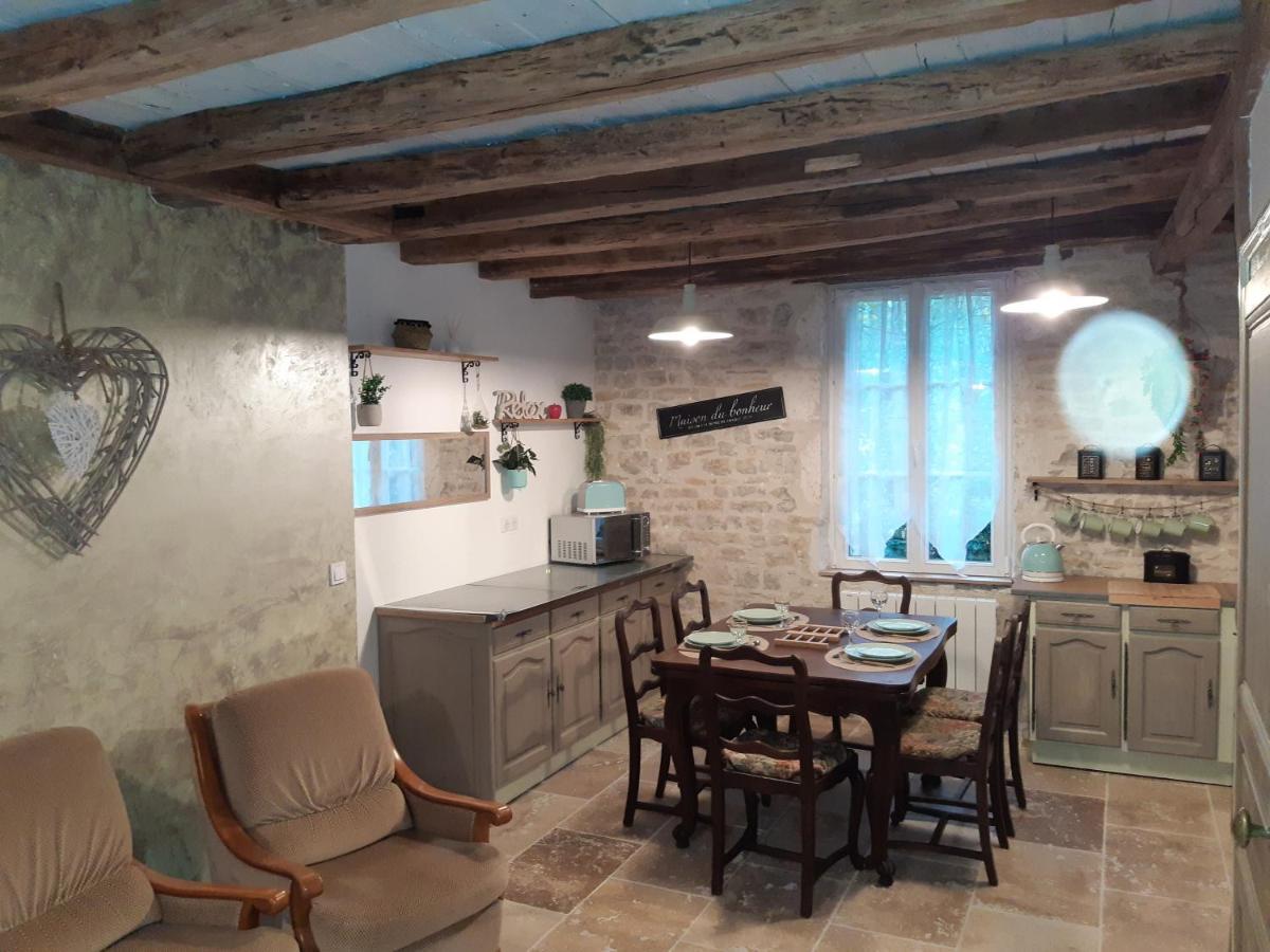 Au Vieux Puit Vila Polisy Exterior foto